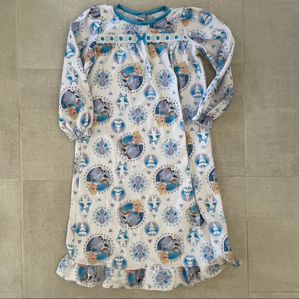 Frozen Flannel Nightgown Sz 5T